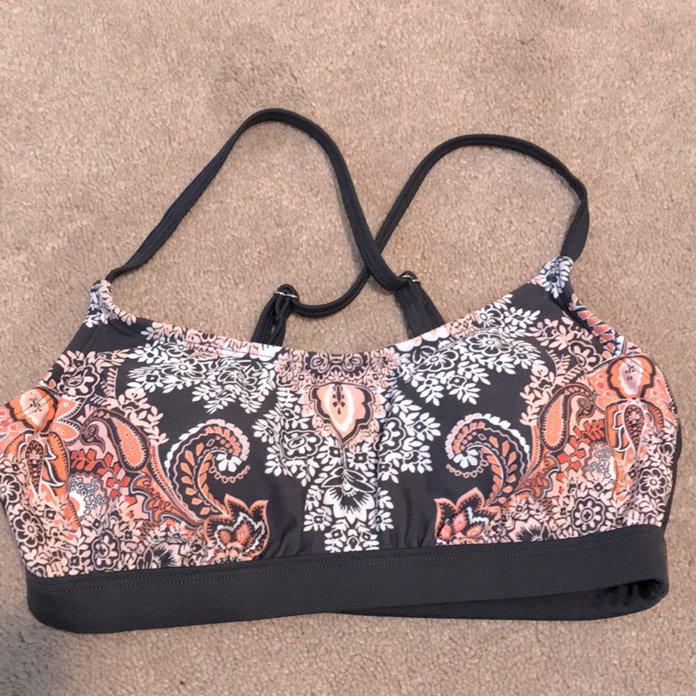 NWOT Women’s Kona Sol Bikini Top